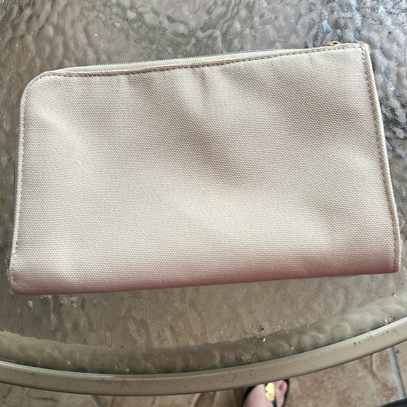 BN Christian Dior makeup pouch - Picture 2 of 4